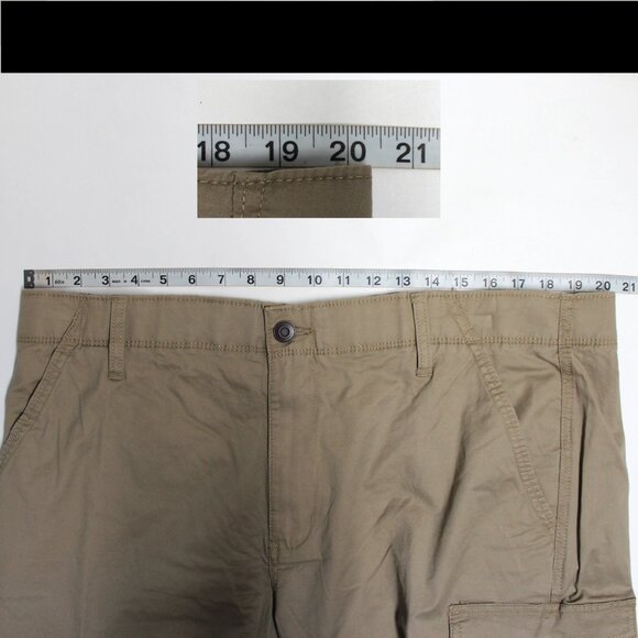 NWT George Men’s Stone Wash Below the Knee Messenger Or Cargo Style Shorts - Picture 7 of 13